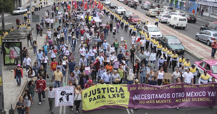 En agosto pasado, en la Ciudad de México, sociedad civil, organizaciones y periodistas exigieron esclarecer el multihomicidio de la Narvarte. Foto: Isabel Mateos, Cuartoscuro 