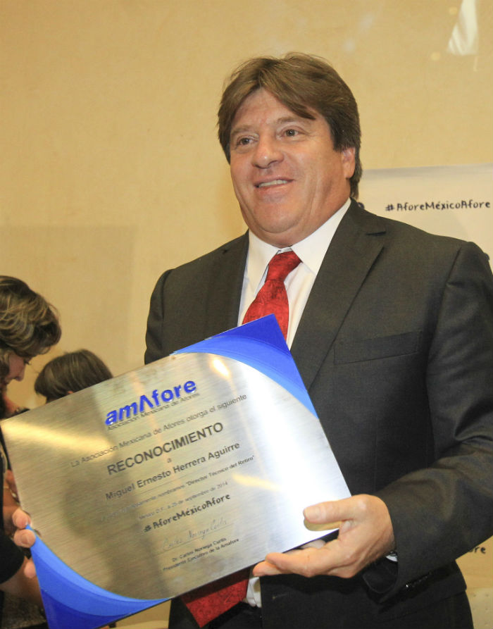 Miguel Herrera durante el lanzamiento de la campaña de la Asociación Mexicana de Afores. FOTO: CUARTOSCURO.COM