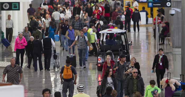 Las Autoridades Investigan a Una Red De Tráfico De Estupefacientes Que Opera En Los Aeropuertos En Complicidad Con Trabajadores Funcionarios Y Policía Foto Cuartoscuro