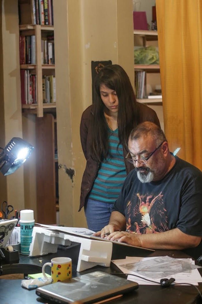 Desde su taller, Clement impulsa por igual  a nuevas promesas y curiosos en el llamado "noveno arte". Foto: Francisco Cañedo, SinEmbargo