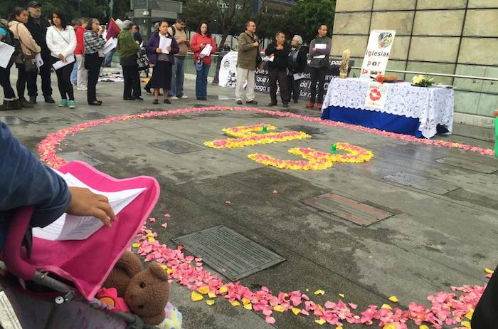 En La Estela De Luz Representantes De Iglesias Colocaron Un Altar Para Los Foto Alejandro Páez Sinembargo