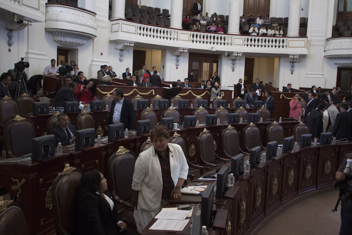 Cada Asambleísta Cobró Una Dieta Mensual De Mil Pesos Dos Años De Salario Mínimo Poca Cosa Foto Cuartoscuro