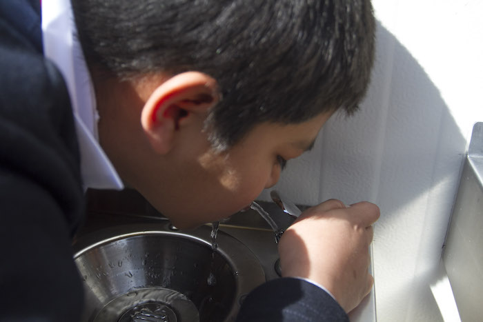 De 40 mil, sólo 2 mil 665 bebederos han sido instalados con el actual Gobierno. Foto: Cuartoscuro