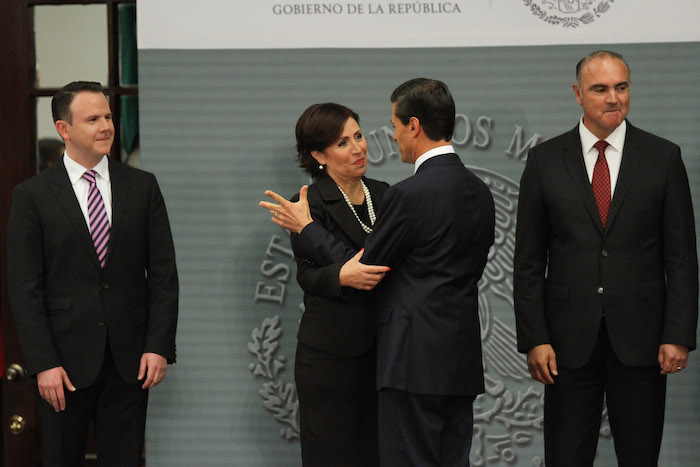 Los resultados que entregó Rosario Robles a José Antonio Mead son de claroscuros. Foto: Cuartoscuro.