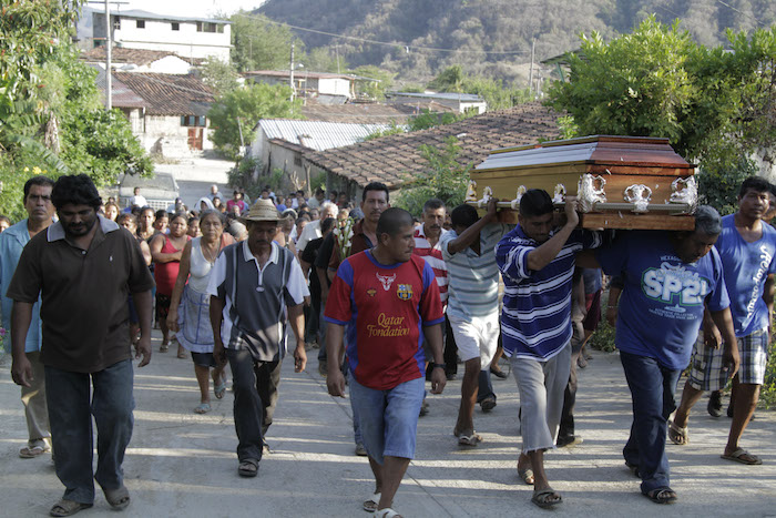 Imagen tomada en el poblado de Dos Arroyos, en Guerrero donde una persona murió a causa de fiebre de chikunguña. Foto: Cuartoscuro