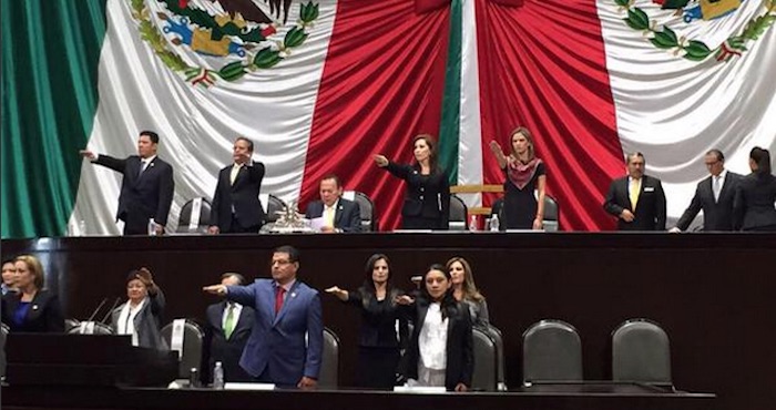 La 63 Legislatura arrancó ayer actividades con la entrega al Congreso del Tercer Informe de Gobierno del Presidente Enrique Peña Nieto Foto Cuartoscuro