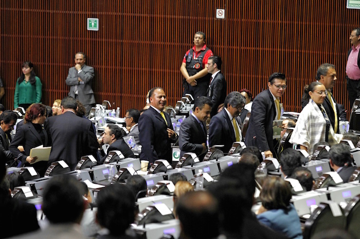 Toda La Bancada Del Prd Abandonó La Sesión Foto Luis Barrón Sinembargo