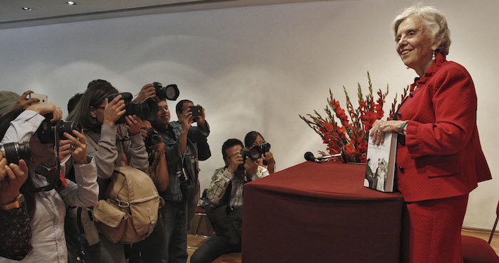 La Escritora Elena Poniatowska Amor Presentó Su Nuevo Libro Más Reciente dos Veces única En El Palacio De Bellas Artes Foto Cuartoscuro