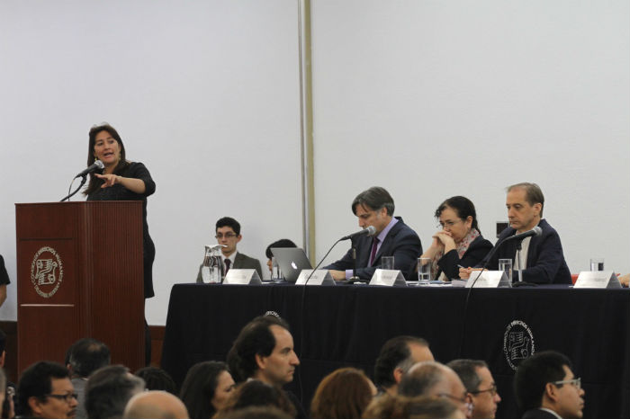 Integrantes del GIEI presentando el informe de Ayotzinapa. Foto: Luis Barrón, SinEmbargo