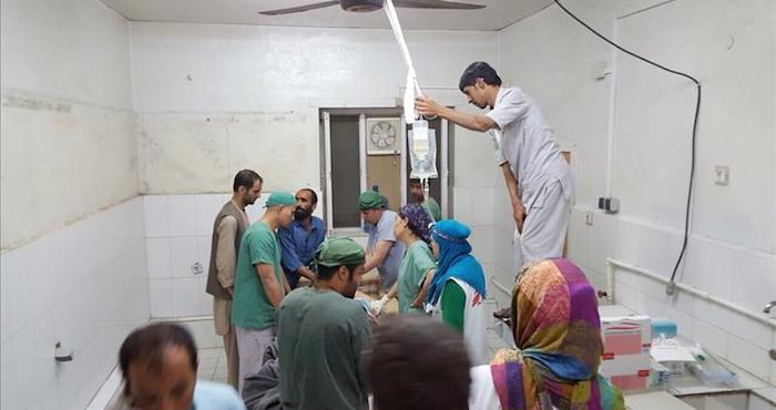 Msf Eleva a La Cifra De Muertos Por El Bombardeo a Su Hospital En Kunduz Foto Efe