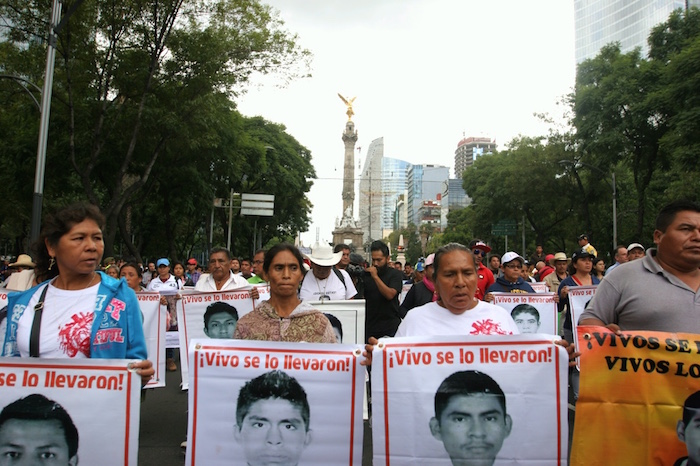 Crisis Group dijo la desaparición de los 43 normalistas "no es una anomalía" ni "un incidente aislado". Foto: Francisco Cañedo, SinEmbargo.