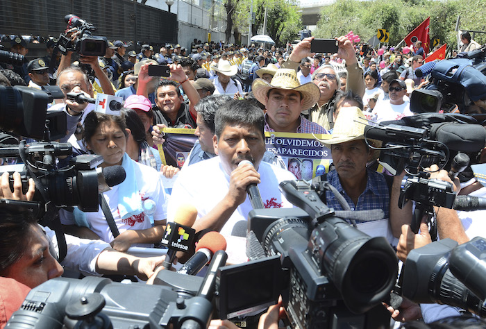 Melitón Ortega, papá de Mauricio Ortega, uno de los 43 normalistas desaparecidos. Foto: Cuartoscuro.