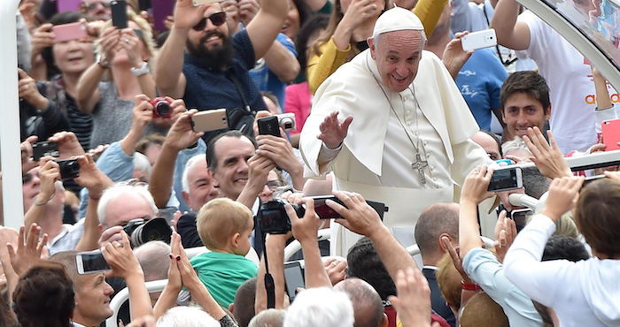 Voluntarios Para La Visita Del Papa a México Foto Efe