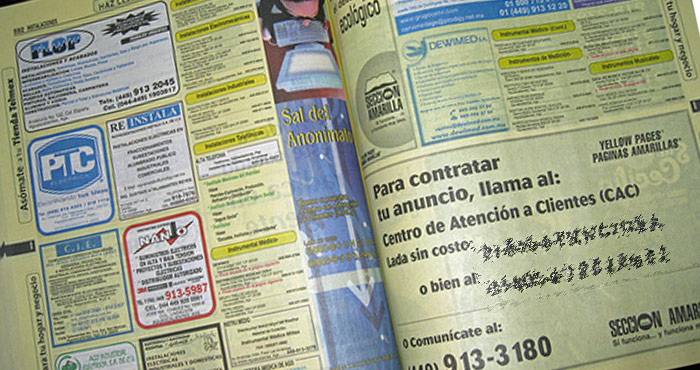 La Sección Amarilla de papel, tan molesta en tiempos de Internet, se cotiza caro en los penales del DF. Foto: SinEmbargo