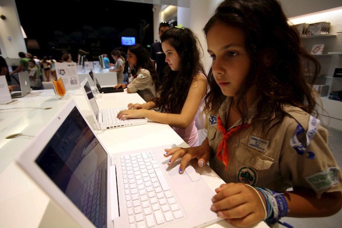 EL acuerdo internacional también afectará en gran medida la actividad de las personas en la red de redes. Foto: EFE