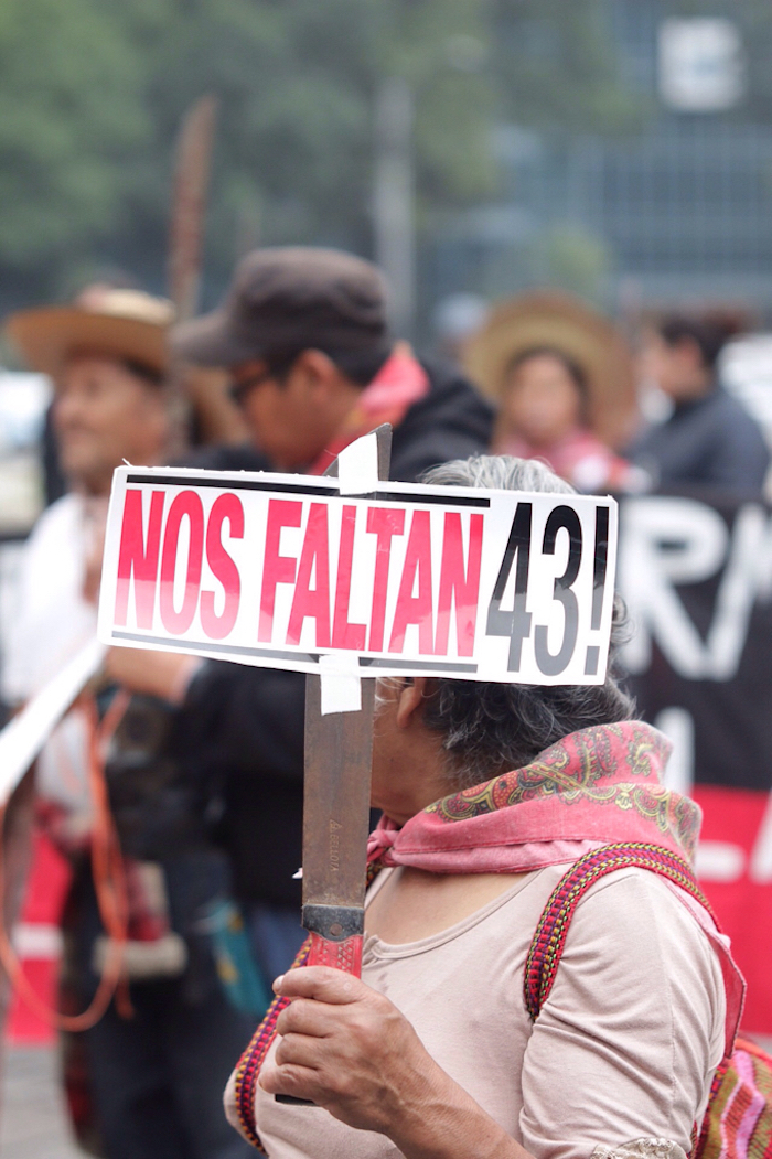 Cientos De Personas Se Movilizan Este Día En Que Se Cumplen Meses De La Desaparición De Los Foto Francisco Cañedo Sinembargo