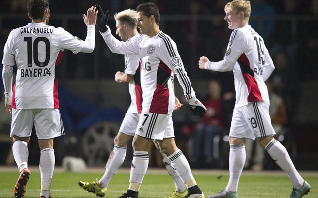 El gol de Javier Hernández se suma a su racha reciente, pero no se reflejó en el marcador final. Foto: EFE