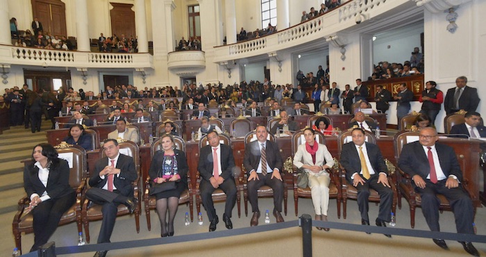 Os Candidatos Electos Rindieron Protesta Ante El Pleno Legislativo Lo Que Los Reconoce Legalmente Como Delegados Foto Cuartoscuro