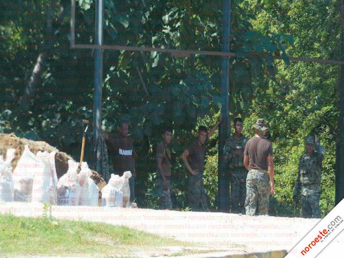 Las Unidades De Semar En La Zona De La Plaza Principal De Cosalá Foto Noroeste