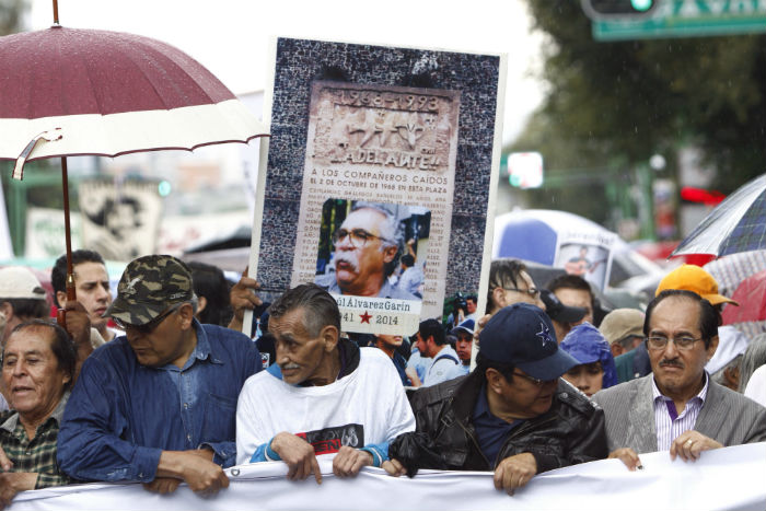 Líderes del movimiento estudiantil del 68, encabezaron la marcha el año pasado. Foto: Cuartoscuro