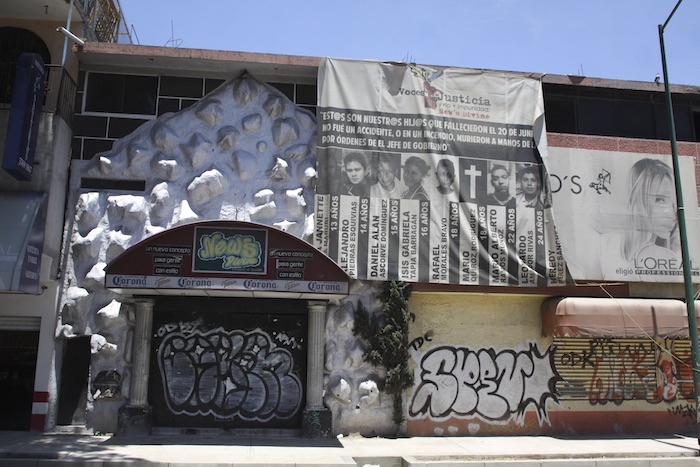 Exterior De La Discoteca News Divine Que Se Ubicaba En Eduardo Molina En La Colonia Nueva Atzacoalco En La Delegación Gustavo A Madero Foto Cuartoscuro