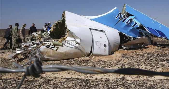 El Ruido De Una Explosión Se Escucha En Las Cajas Negras Del Avión Del Sinaí Foto Efe