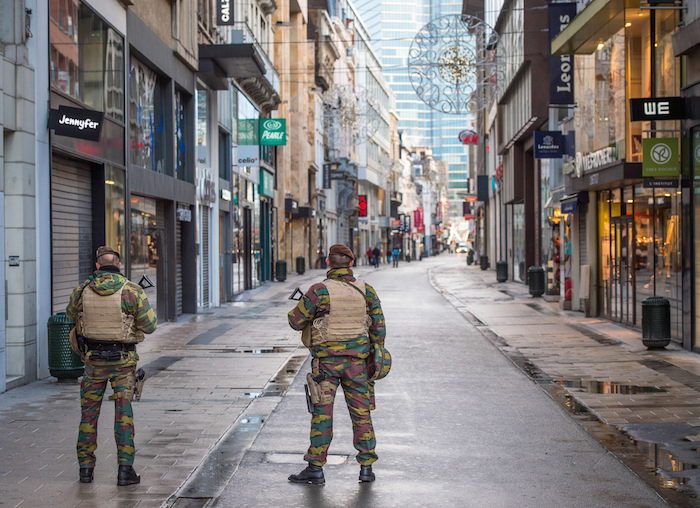 Soldados En Las Calles De Bruselas Foto Efe