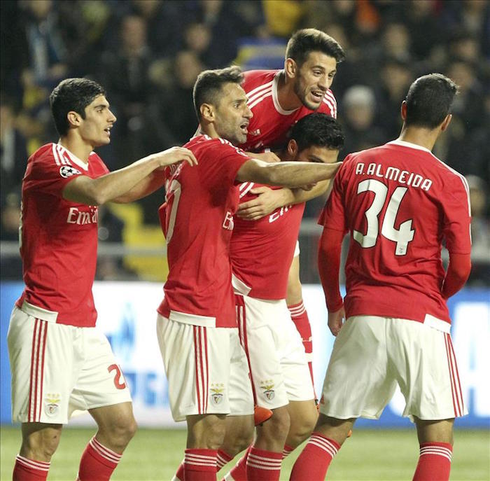 Lso goles de Jiménez rescataron un punto en la capital de Kazajistán. Foto: EFE