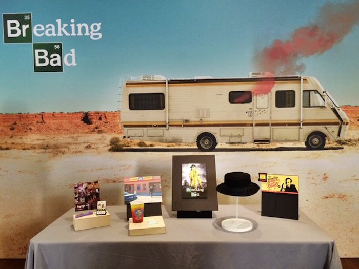 Parte De La Exposición De breaking Bad En El Museo De Historia Foto Twitter Vía smithsonian