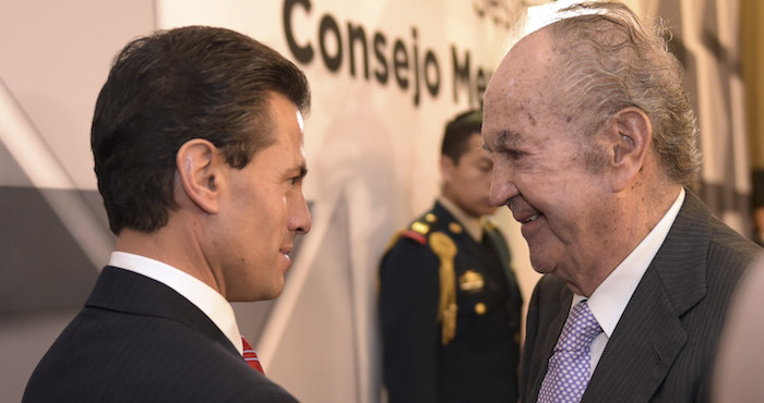 El Presidente Enrique Peña Nieto y el empresario Alberto Baillères González. Foto: Cuartoscuro