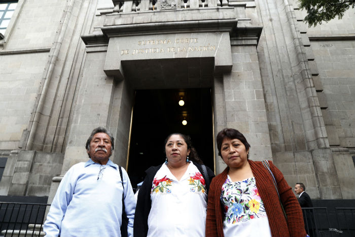 Apicultores mayas  presentes durante la ratificación de la suspensión del permiso de Monsanto. Foto: Robin Canul