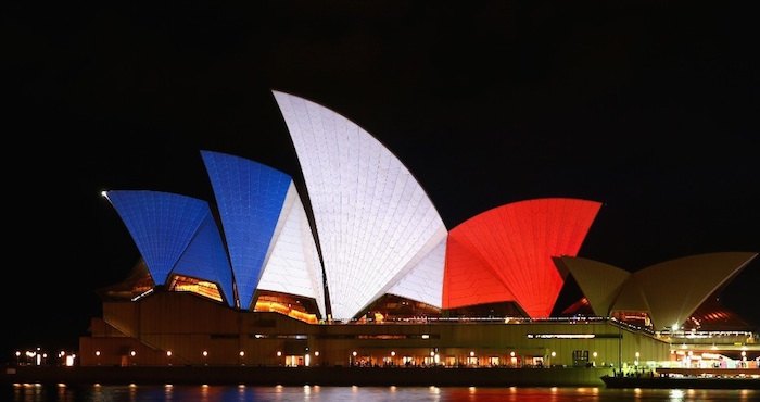 Monumentos Se Pintan Con La Bandera Francesa Foto Especial