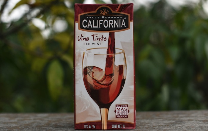 Vino tinto California. Foto: VICE