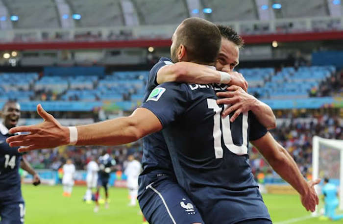 Benzema y Valbuena son compañeros en la selección francesa, por eso llama la atención la presunta participación del delantero del Real Madrid. Foto: EFE