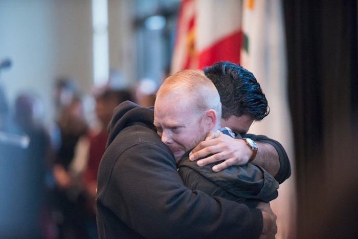 El Novio De Nohemí Estuvo Presente En La Vogilia Foto Twitter Vía csulb