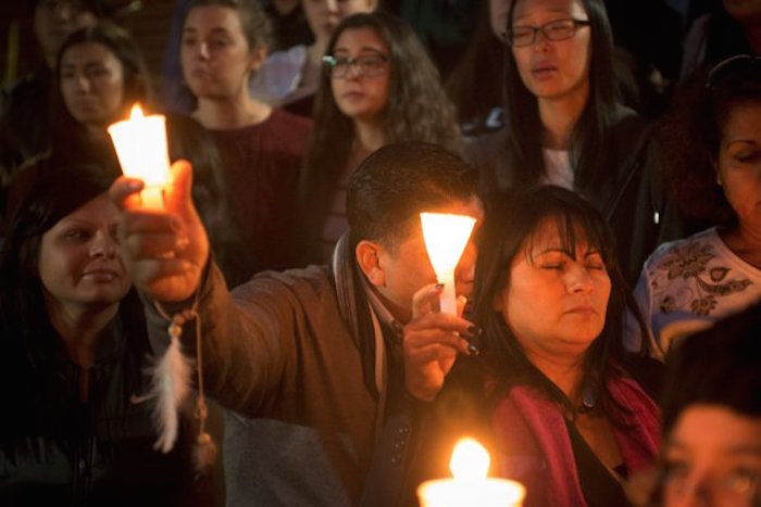 La Universidad Se Llenó De Velas Foto Twitter Vía csulb