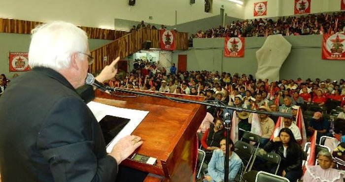 El Obispo Raúl Vera Convocó a darse Prisa Unirse Y Crear Células Generadoras De Conciencia Social En Defensa De La Tierra El Techo Y El Trabajo Foto Codics