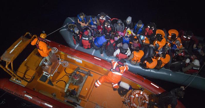 Migrantes Capturados Por Miembros De La Guardia Costera Turca Al Intentar Alcanzar Las Costas Griegas El Pasado De Diciembre Foto Efearchivo