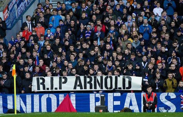 La afición de los Rangers se unió a las condolencias. Foto: rangers.co.uk