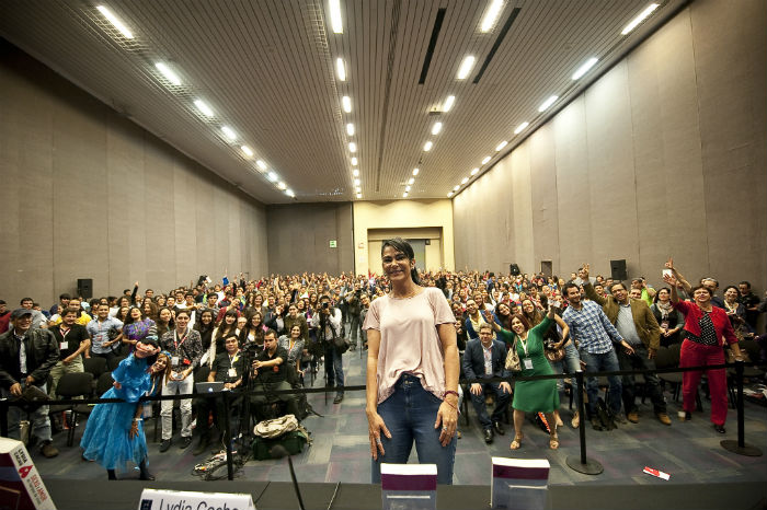 Lydia Cacho Conmovedora Ante Un Público Que La Adoró Foto Fil