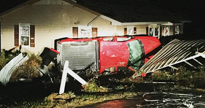 Tormentas En Selmer Tennessee Causaron Grandes Daños El De Diciembre Foto Instagram Ronguidry