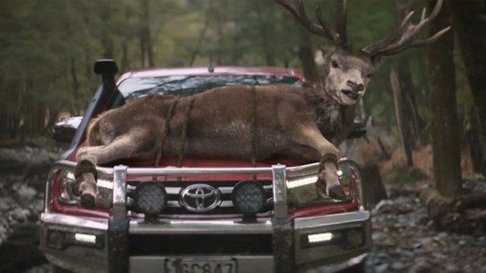 Así Publicita Toyota Su Nueva Camioneta Foto Especial