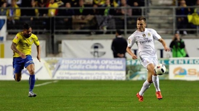 La alineación de Denis Cheryshev no debió ser permitida, de acuerdo con el reglamento. Foto: EFE