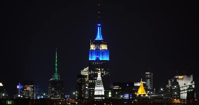 El Empire State Se Tiñe De Azul Por El Cumpleaños De Frank Sinatra Foto Efe