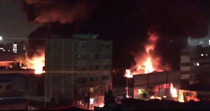 Una Fábrica De Calzado Se Incendia En La Zona De Tlatelolco Foto Captura De Pantalla En Twitter raul esquivel c