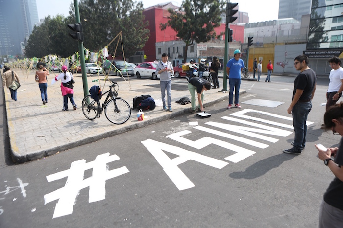 no Al Bajo Puente Ciudad Transparente Gritan Cientos De Manifestantes En Contra Del Corredor Chapultepec Foto Francisco Cañedo Sinembargo