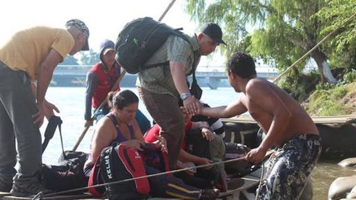 El acuerdo entre los países de Centroamérica incluye el traslado de los migrantes cubanos varados en varios países. Foto: EFE