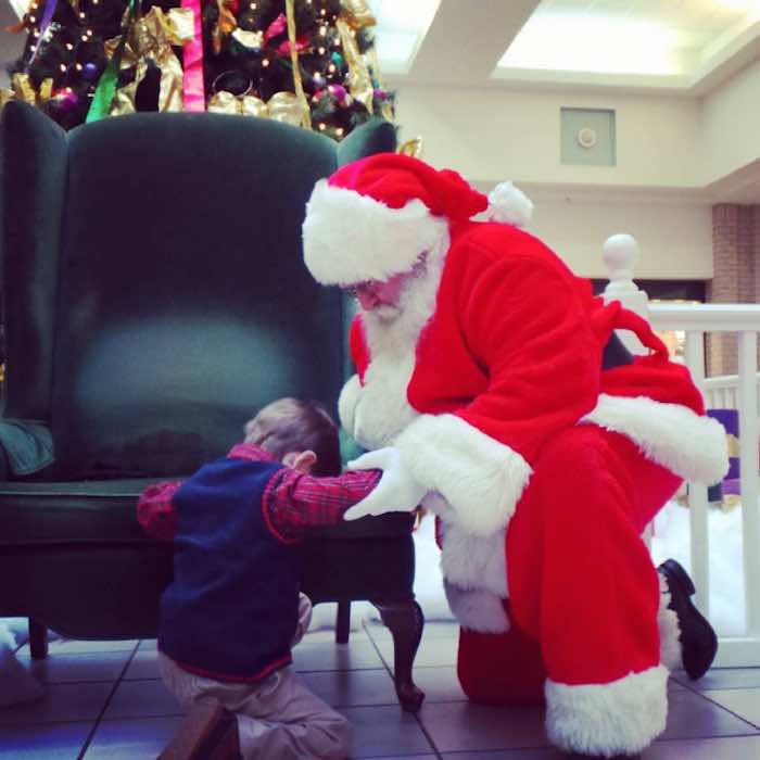 El Niñito Le Pidió a Santa Claus Que Rezarán Por Una Causa Muy Linda Foto Lalainstagram