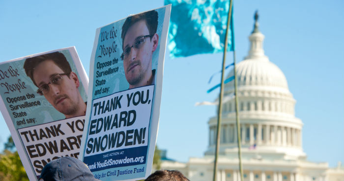 Snowden Se Convirtió En Un Héroe En Asuntos De Ciberseguridad Foto Shutterstock