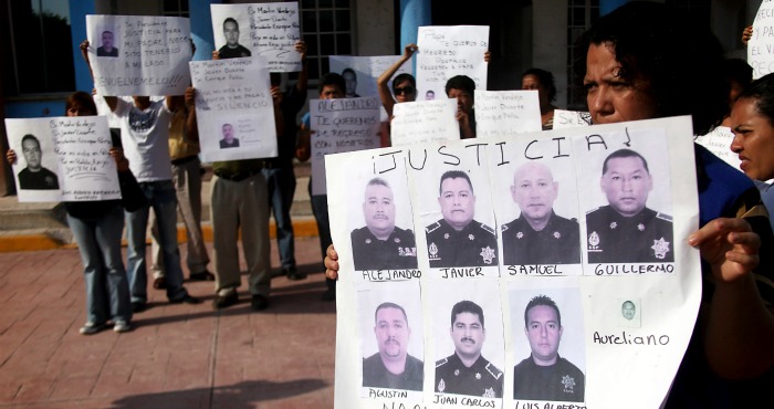 Familiares De Los Ocho Policías Desaparecidos En Úrsulo Galván Foto Cuartoscuroarchivo